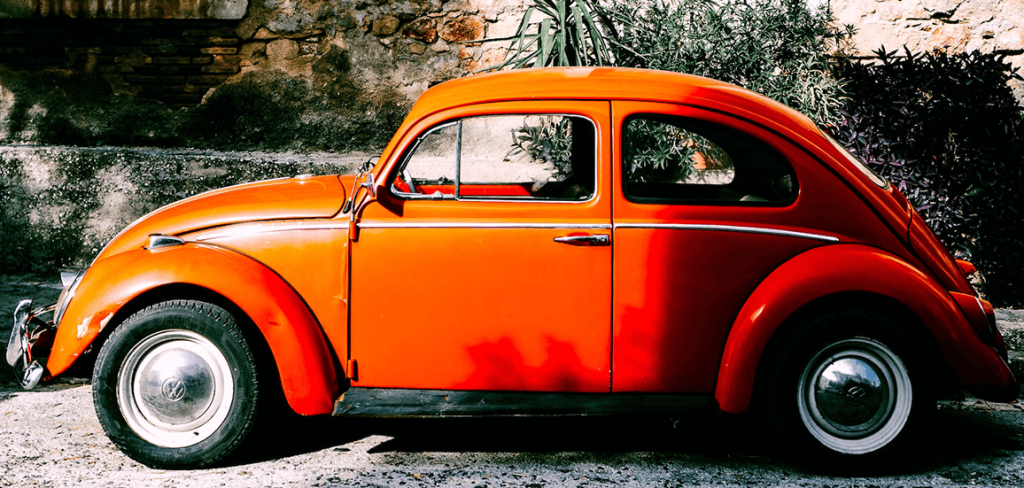oranje-volkswagen-beetle-classic-car
